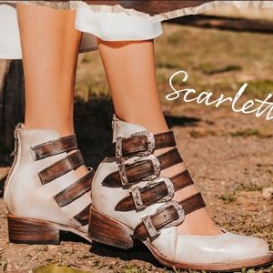 Freebird Scarlett size 7